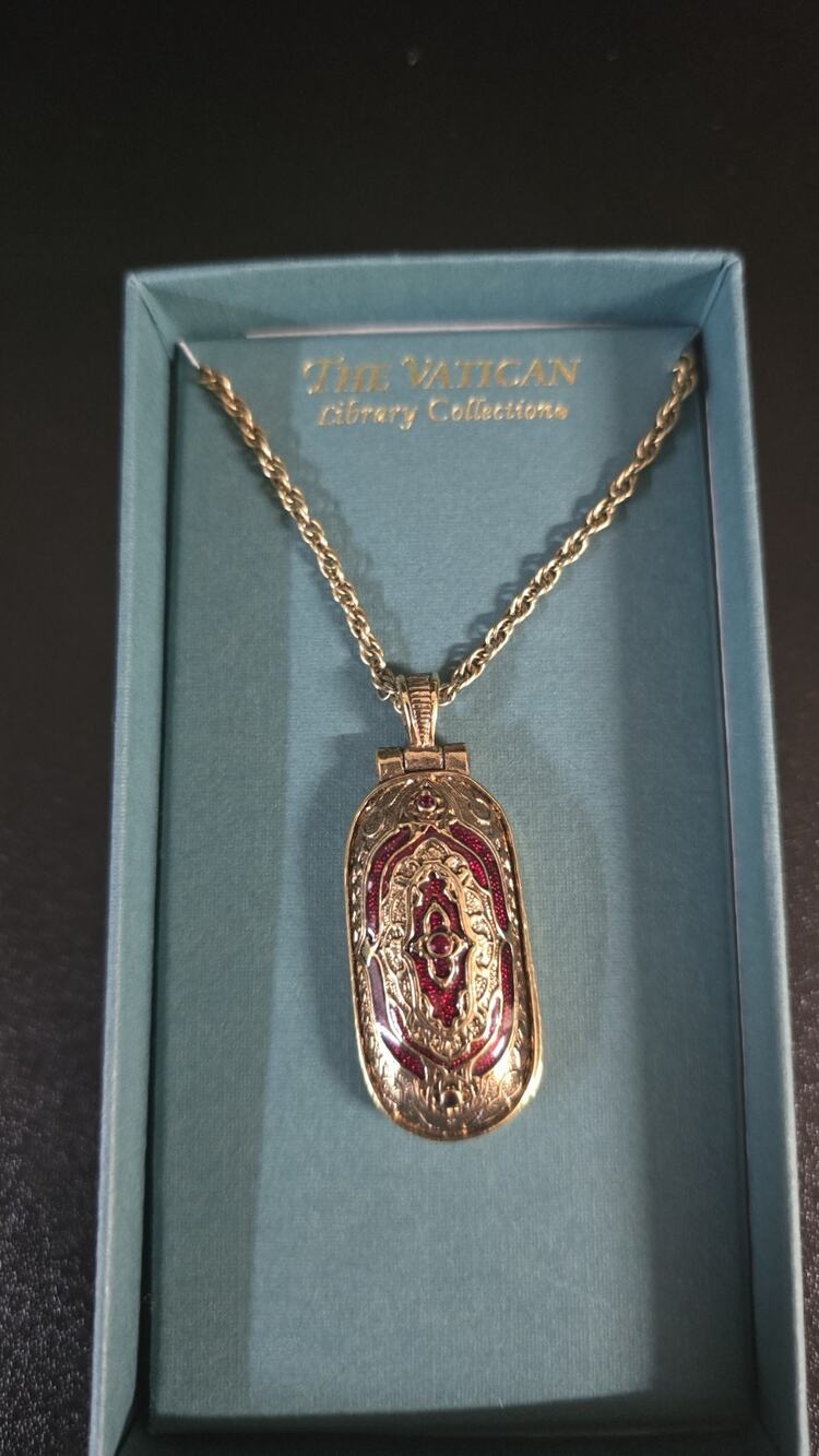VATICAN LIBRARY COLLECTION Necklace and Pendant NWT